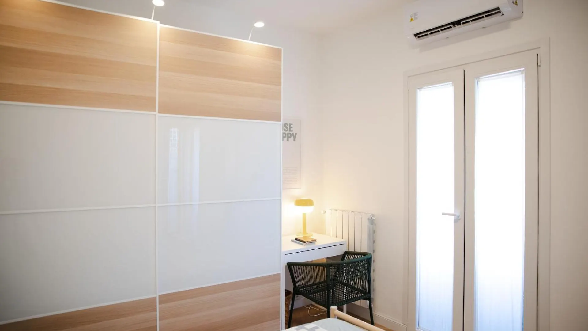 Bright 2-Room Apartment For Friends And Relatives